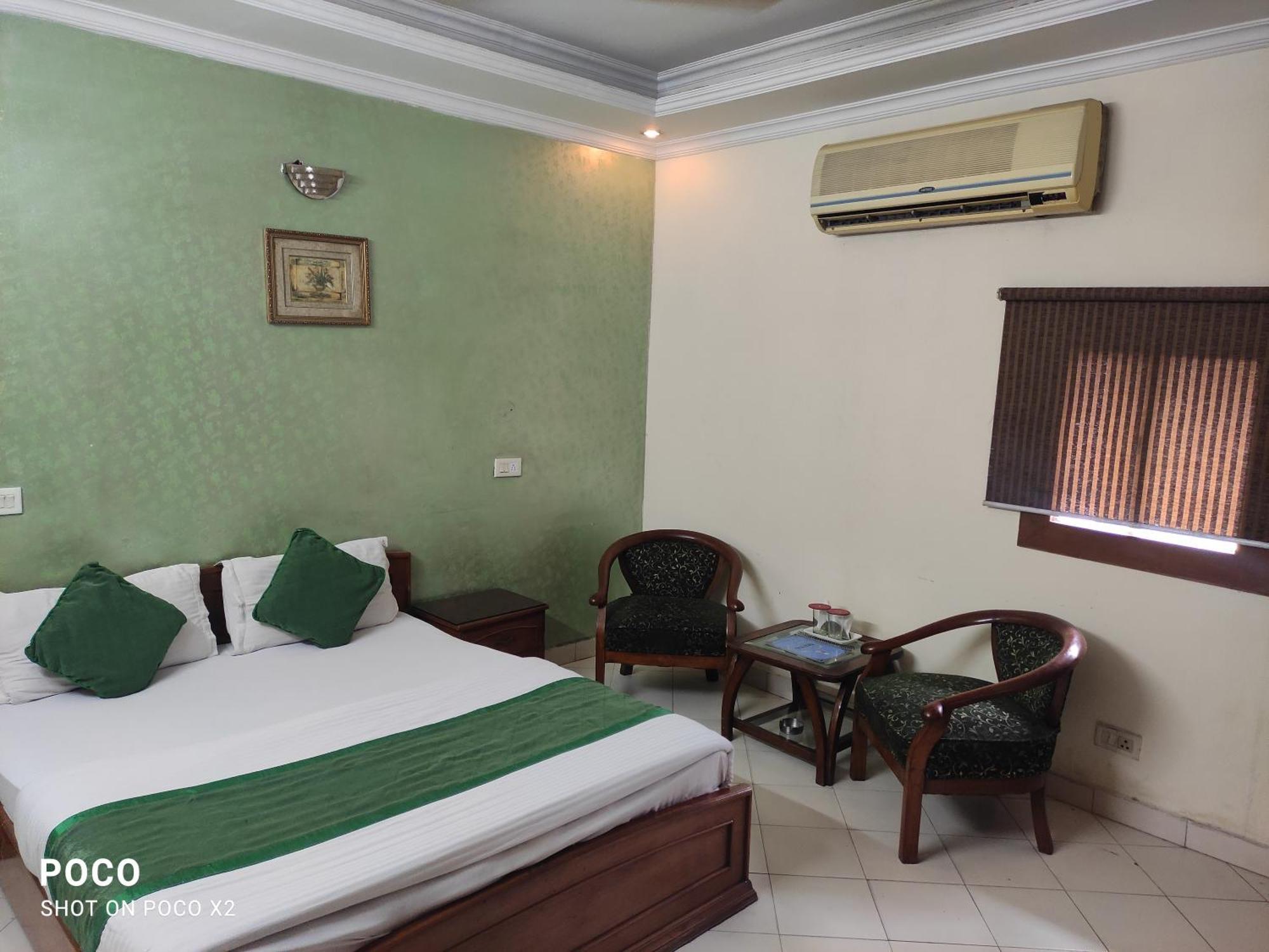 Hotel Paradise Chandīgarh 部屋 写真